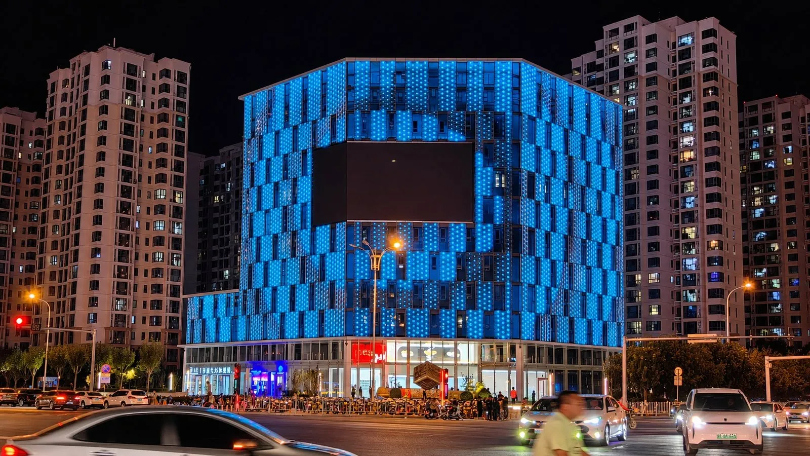Application example: façade in blue