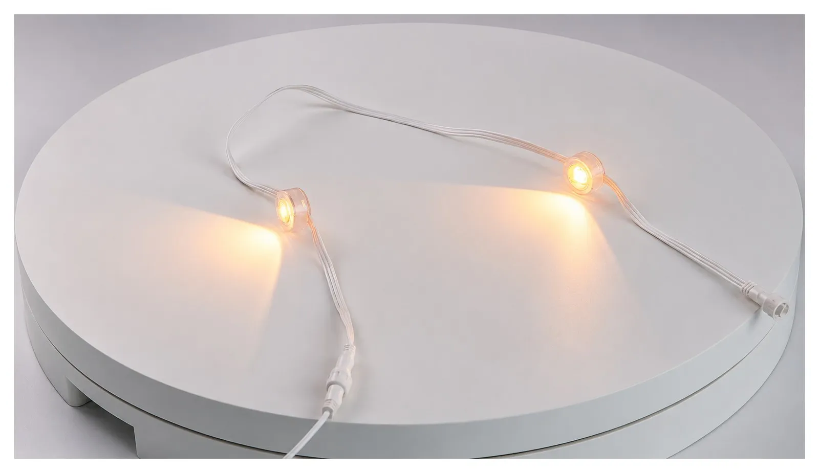 Pixel string, two lights
